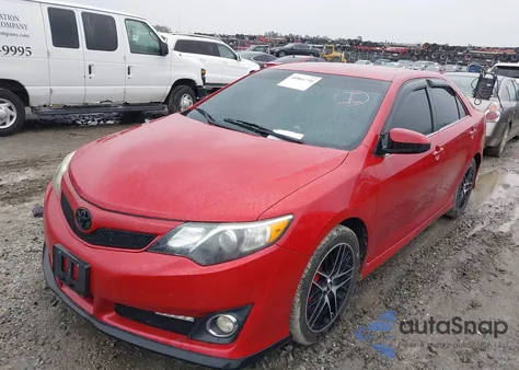 2014 Toyota Camry L из США, поврежденный, VIN 4T1BF1FK4EU832832